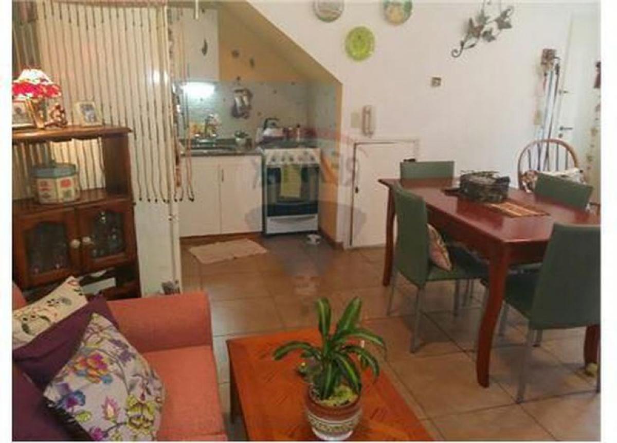 Studio in General San Martin, Argentina No. 6446