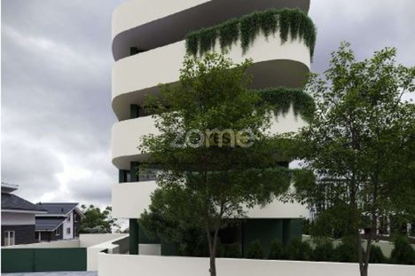 228m² Land in Rio Tinto, Portugal No. 111873