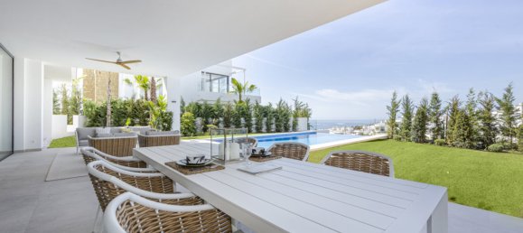 5 Schlafzimmer Villa in Cabopino, Spain, Nr. 2460 16