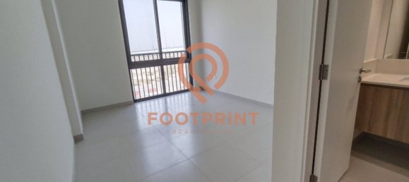 5 bedrooms Villa in Dubai, UAE No. 24210 5