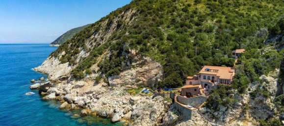 14 rooms Villa in Rio, Italy No. 106293 49