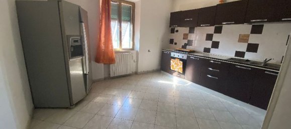 4 rooms Apartment in Piombino, Italy No. 73664 8