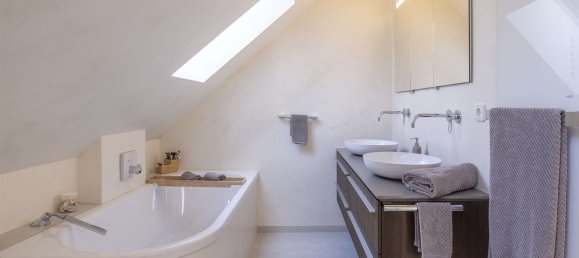 5 bedrooms Townhouse in Hochtaunuskreis, Germany No. 57393 3