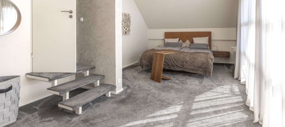 5 bedrooms Townhouse in Hochtaunuskreis, Germany No. 57393 2