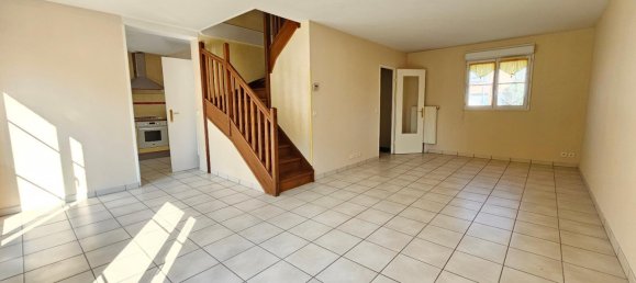 4 bedrooms House in Armentieres, France No. 240712 2