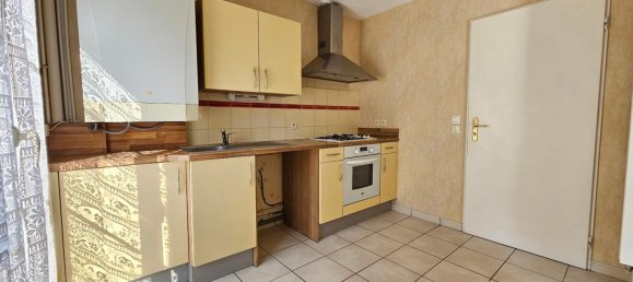 4 bedrooms House in Armentieres, France No. 240712 3