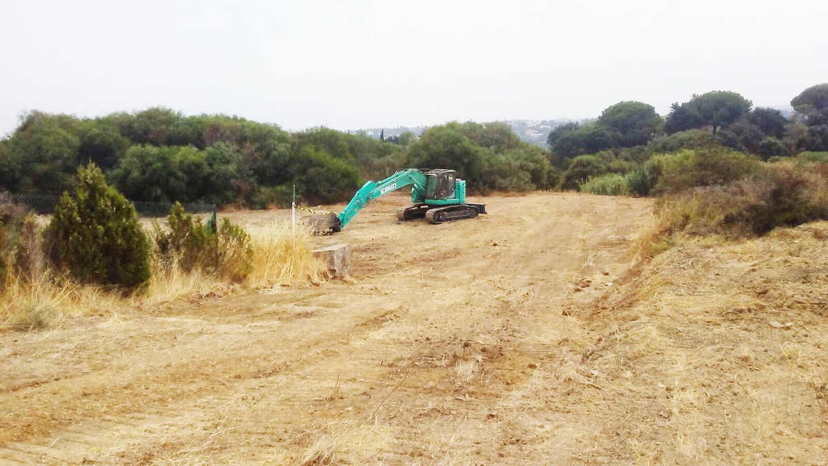  Land in Cadiz, Spain No. 26929