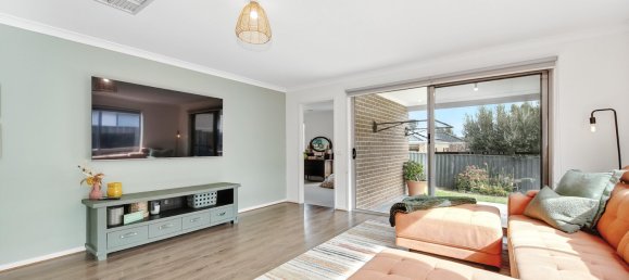 4 bedrooms House in Manor Lakes, Australia No. 298 3