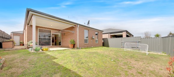 4 bedrooms House in Manor Lakes, Australia No. 298 9