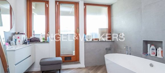 3 bedrooms Apartment in Rome, Italy No. 296881 9