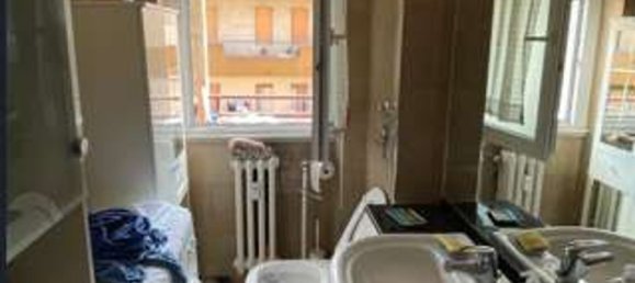 4-salle Appartement à Cinisello Balsamo, Italy No. 1997 6