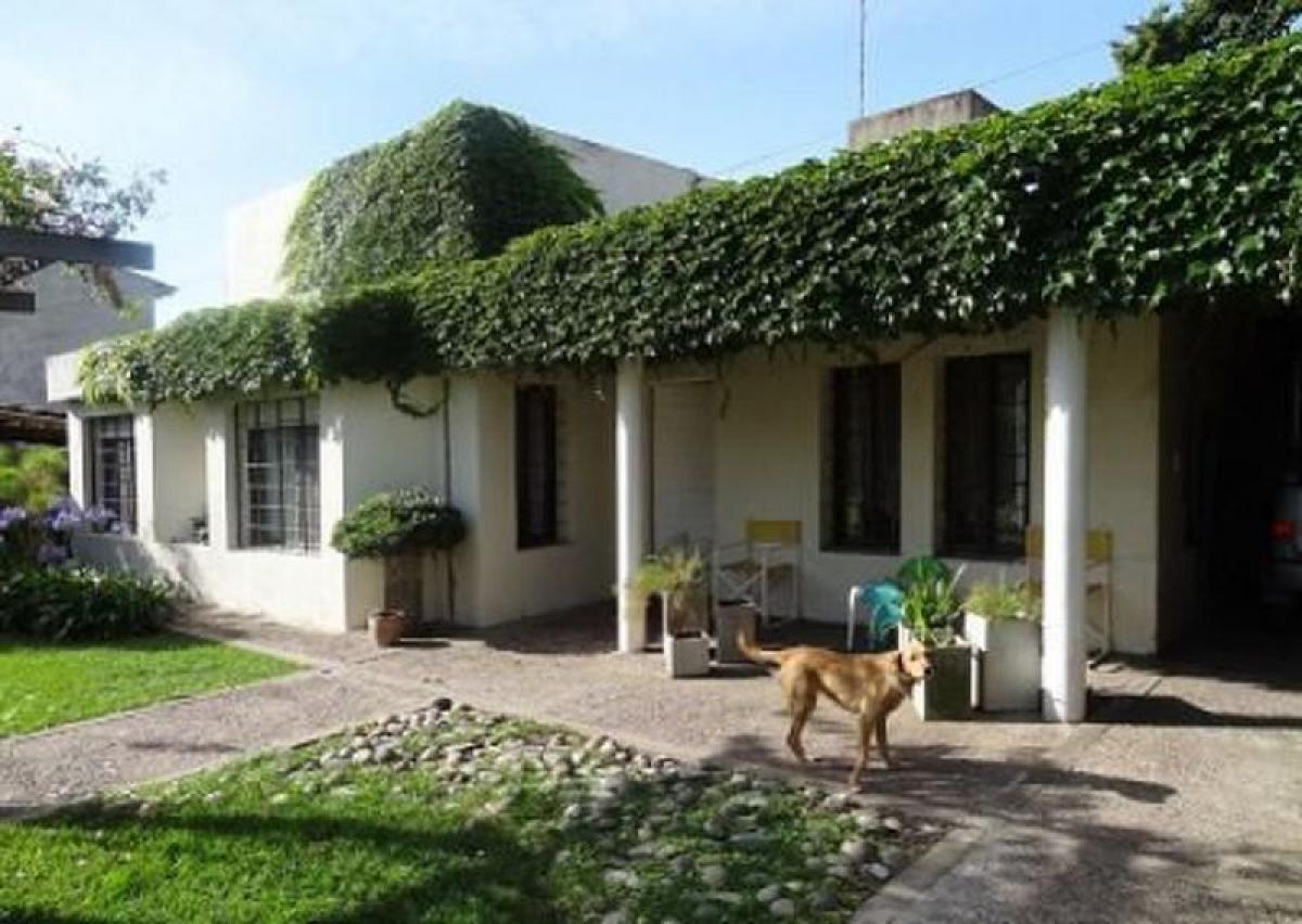 Casa T4 em Ituzaingo, Argentina N.º 92934