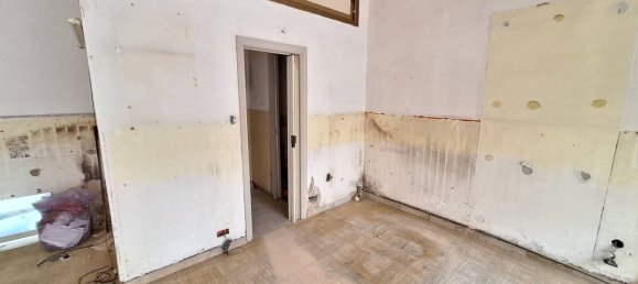 Коммерческая недвижимость с 1 комнатой в Палермо, Италия № 364438 3