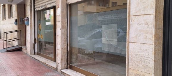 Коммерческая недвижимость с 1 комнатой в Палермо, Италия № 364438 10