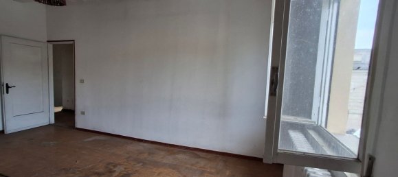 6 Schlafzimmer Haus in Crema, Italy, Nr. 334518 23