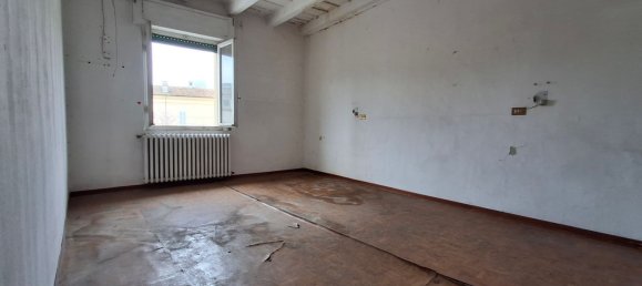 6 Schlafzimmer Haus in Crema, Italy, Nr. 334518 24