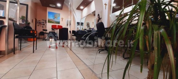 3 rooms Commercial property in Giarre, Italy No. 124496 3