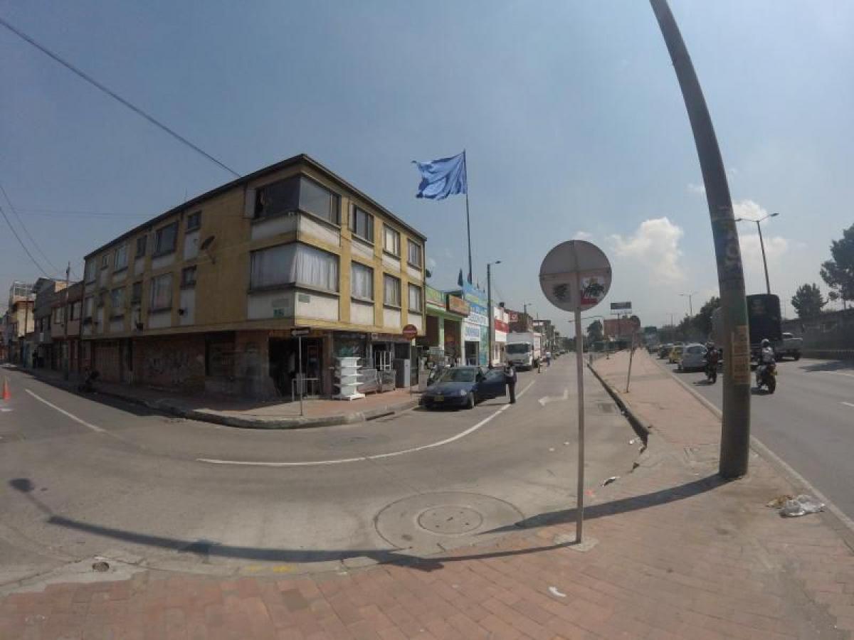 2 bedrooms House in Bogota, Colombia No. 10899