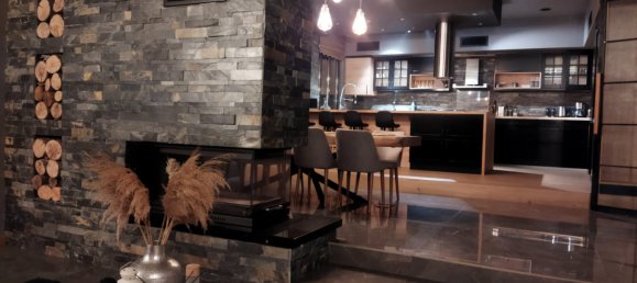 Villa 6+1 à Yalova, Turkey No. 32358 7