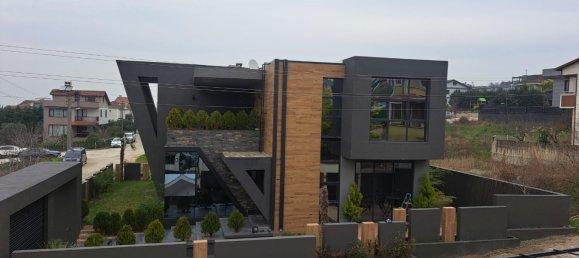 Villa 6+1 à Yalova, Turkey No. 32358 8