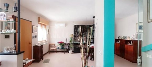 Villa de 8 divisões em Brindisi, Italy N.º 110617 37