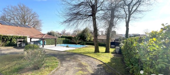 6 bedrooms House in Saint-Pierre-du-Mont, France No. 101923 49