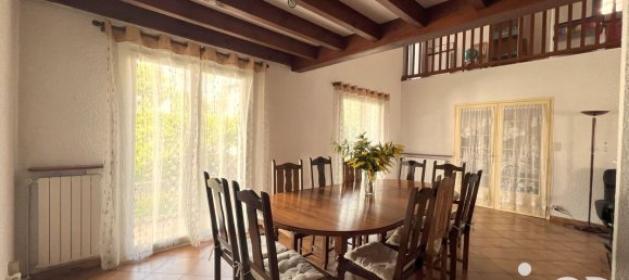 6 bedrooms House in Saint-Pierre-du-Mont, France No. 101923 11