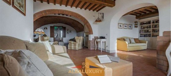 6 bedrooms Villa in Palaia, Italy No. 56874 19