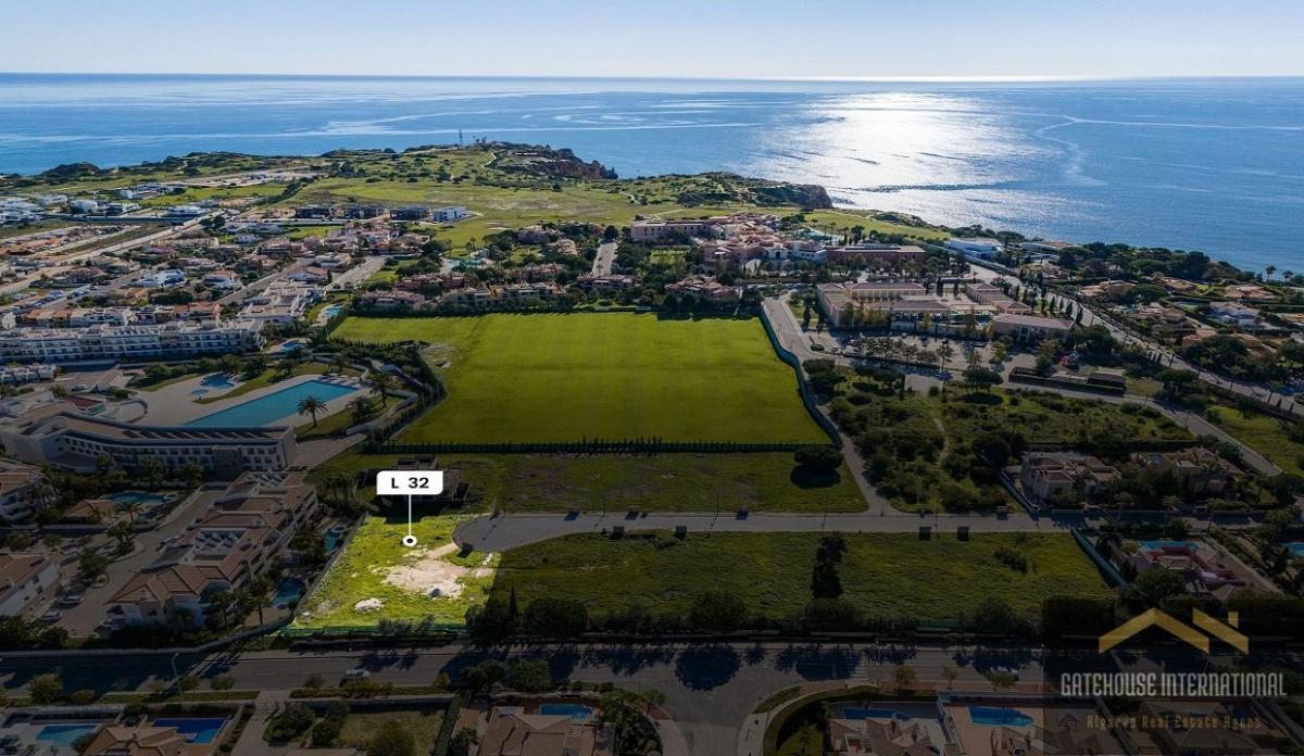  Land in Lagos, Portugal No. 7750