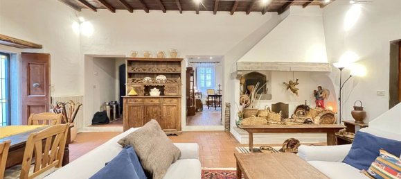 20 bedrooms House in Florence, Italy No. 377914 3