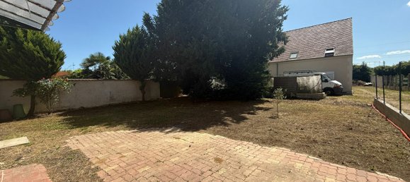 7 bedrooms House in Bornel, France No. 44105 11