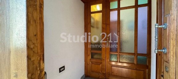 6 bedrooms Villa in Castelfranco Piandiscò, Italy No. 177384 2