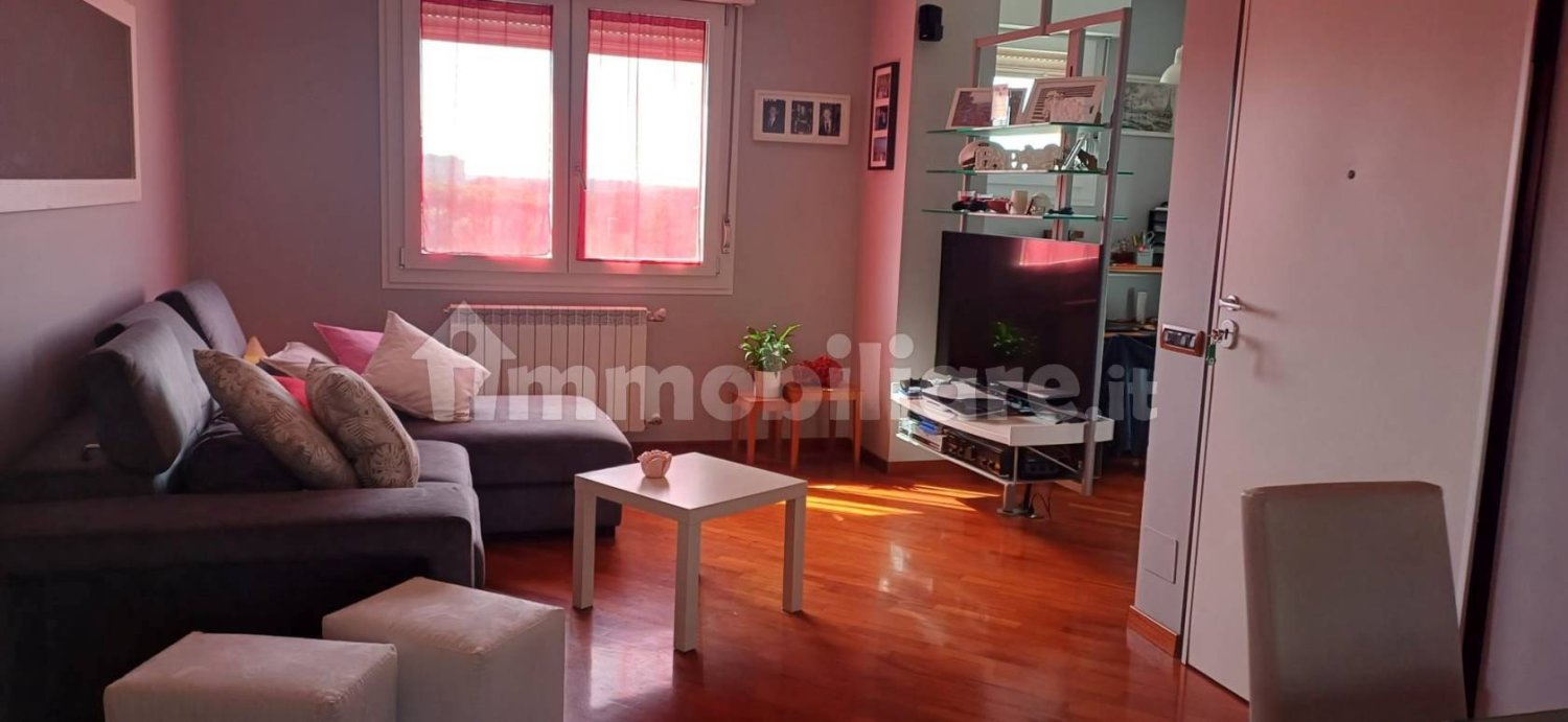 2 غرف نوم شقة في Rome, Italy رقم 251775