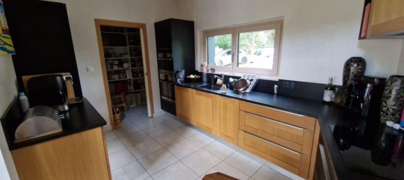 3 Schlafzimmer Haus in Vendee, France, Nr. 295324 7