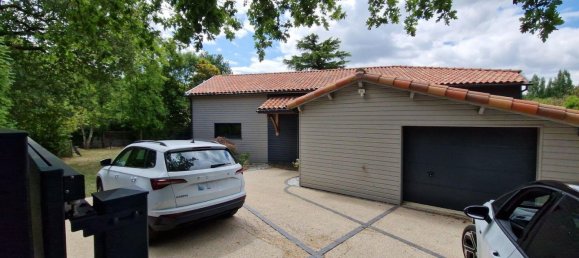 3 Schlafzimmer Haus in Vendee, France, Nr. 295324 11