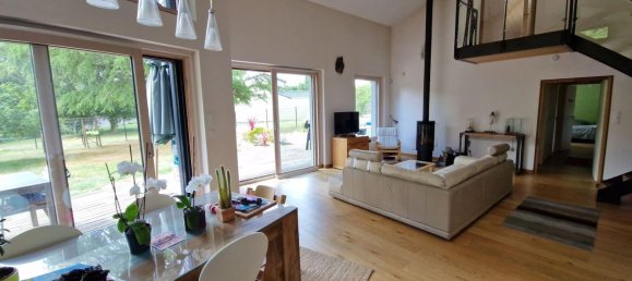 3 Schlafzimmer Haus in Vendee, France, Nr. 295324 5