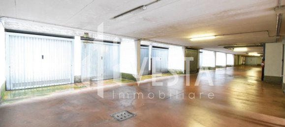 Garaje en Osnago, Italy 15 m² No. 363556 3