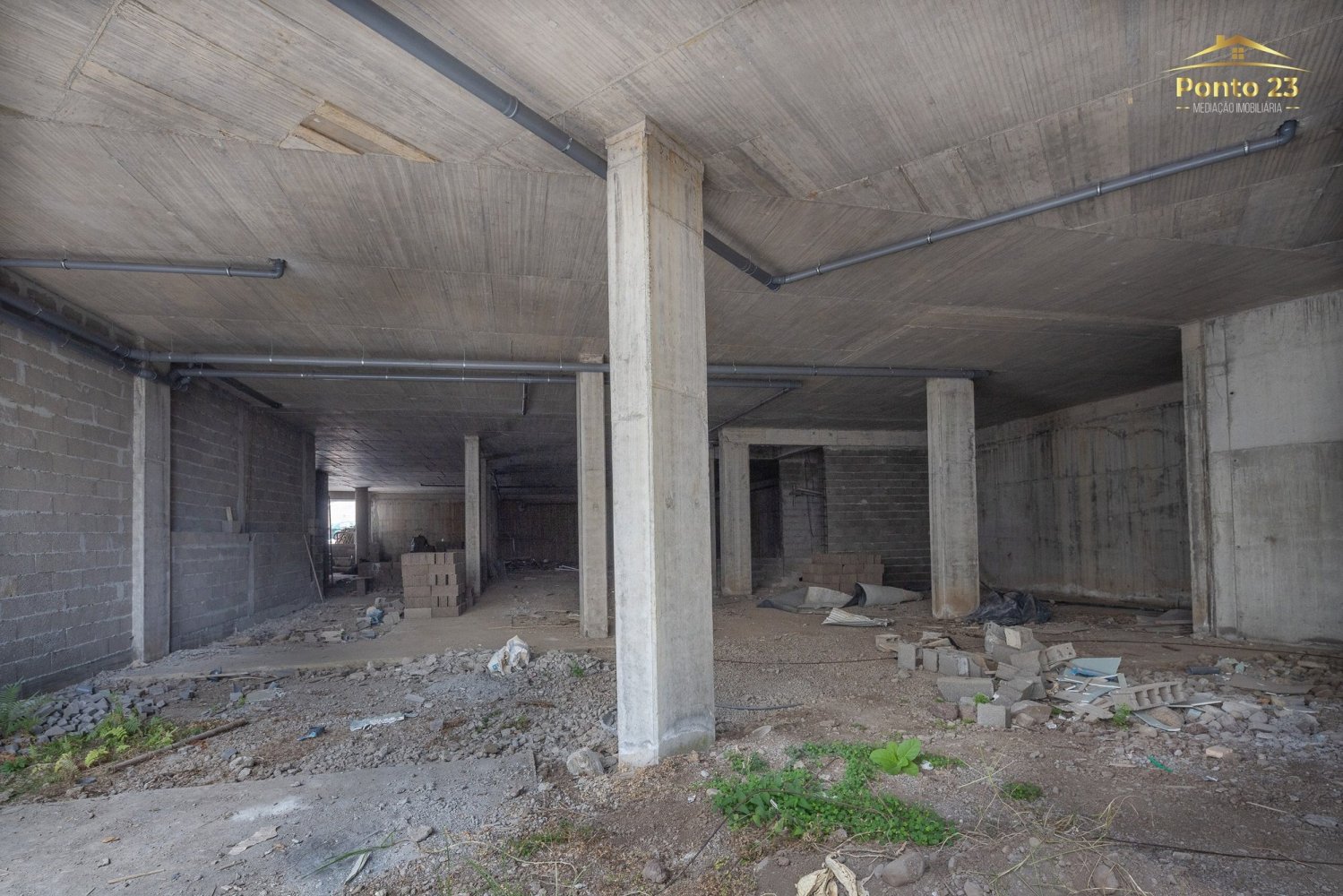  عقار تجاري في Machico, Portugal 696متر مربع رقم 208477