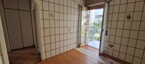 4 rooms Apartment in Naples, Italy No. 31525 17