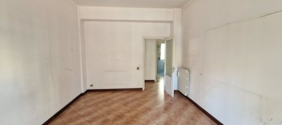 4 rooms Apartment in Naples, Italy No. 31525 13