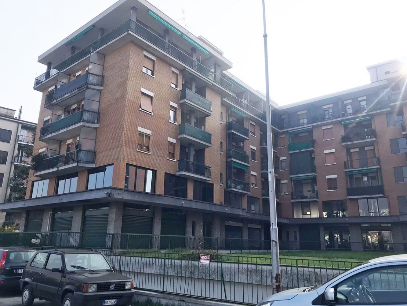 Ático de 3 habitaciónes en Monza, Italy No. 300755