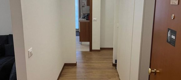 Ático de 3 habitaciónes en Monza, Italy No. 300755 4