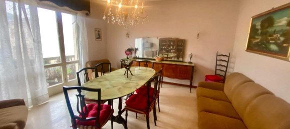 4-salle Appartement à Camaiore, Italy No. 75488 5