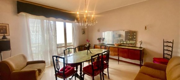 4-salle Appartement à Camaiore, Italy No. 75488 13
