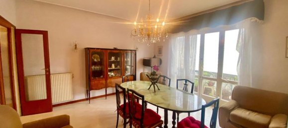 4-salle Appartement à Camaiore, Italy No. 75488 14