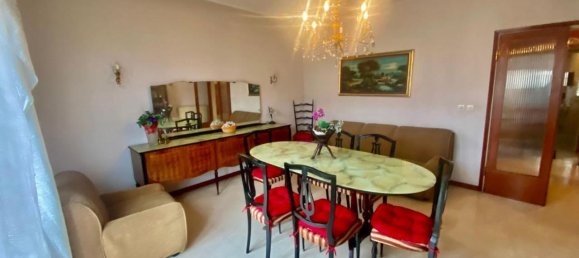 4-salle Appartement à Camaiore, Italy No. 75488 7