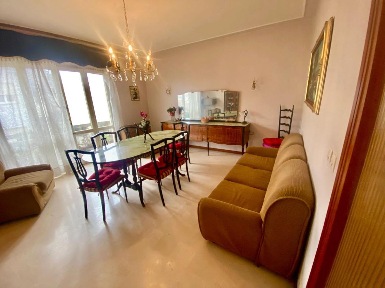 4-salle Appartement à Camaiore, Italy No. 75488