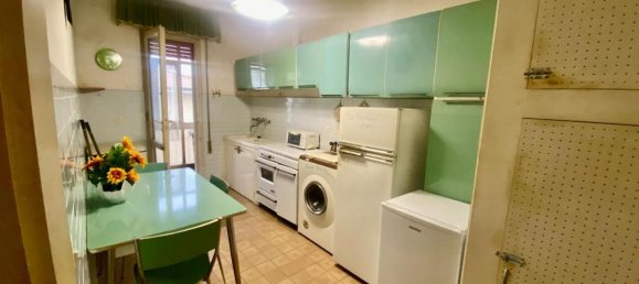 4-salle Appartement à Camaiore, Italy No. 75488 22