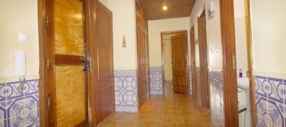 3 bedrooms Apartment in Amadora, Portugal No. 253318 15