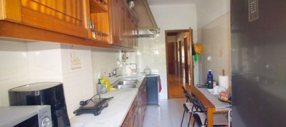 3 bedrooms Apartment in Amadora, Portugal No. 253318 19